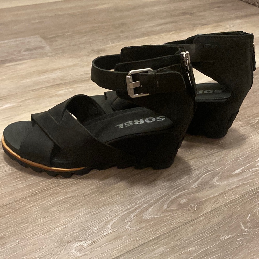 Sorel Leather Black Wedge Sandals Size 9